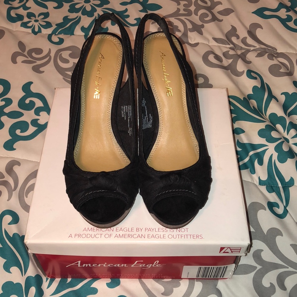 AMERICAN EAGLE // Wedges